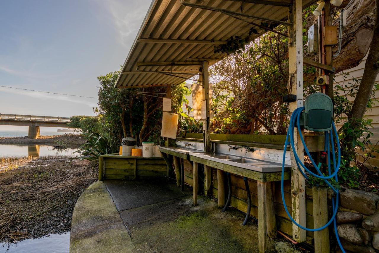 Anglers Lodge Coromandel ภายนอก รูปภาพ